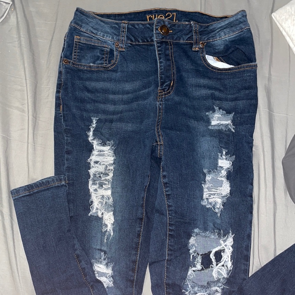 Ripped jeans